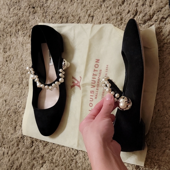 Miu Miu Shoes - Authentic Miu Miu pearl shoes size 39